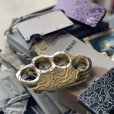 LVS TOPO KNUCKLE PAPERWEIGHT